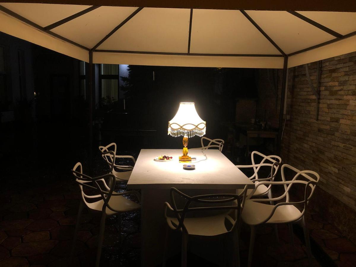 Apartments & Villa Georg โอเดสซา ภายนอก รูปภาพ