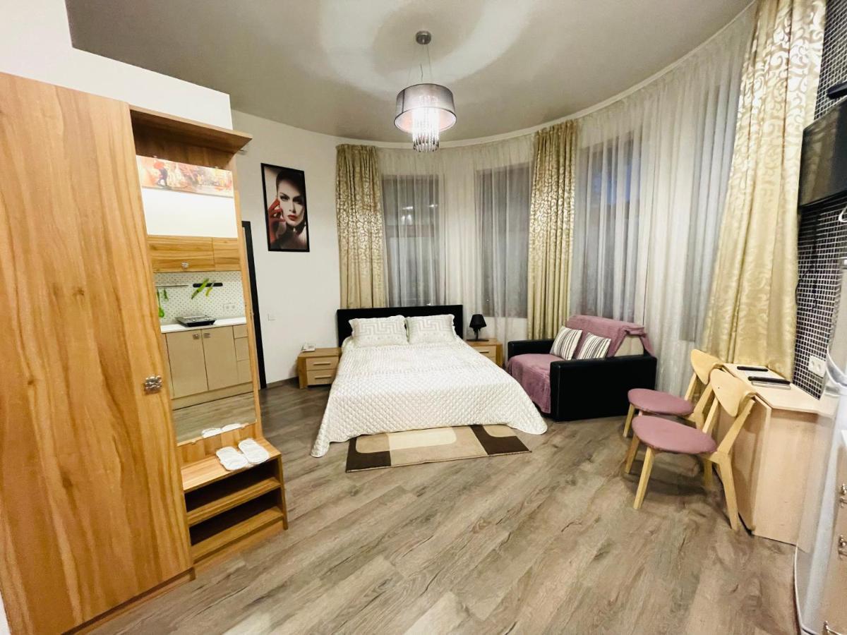 Apartments & Villa Georg โอเดสซา ภายนอก รูปภาพ