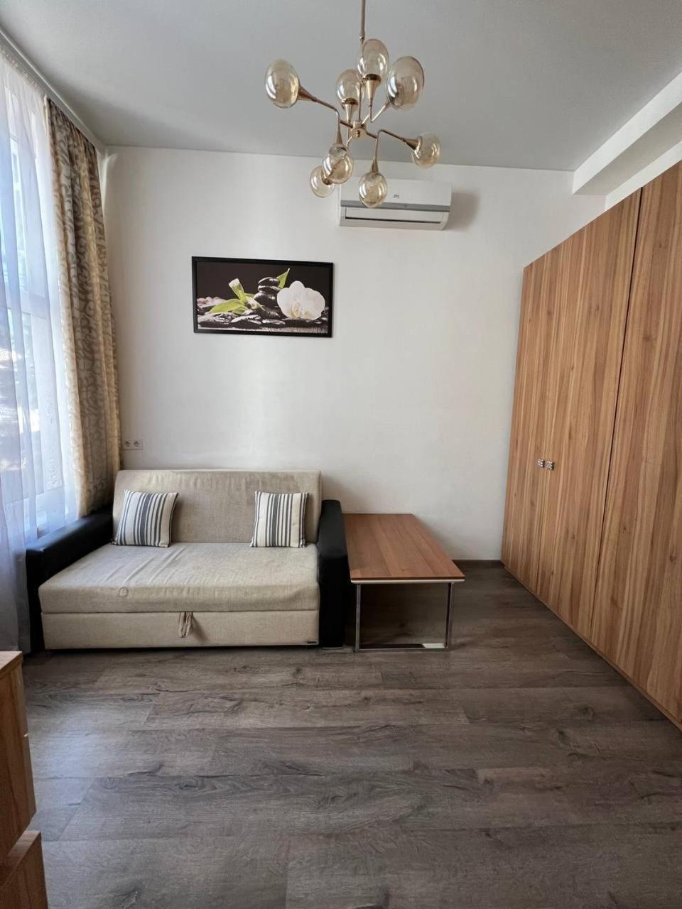 Apartments & Villa Georg โอเดสซา ภายนอก รูปภาพ