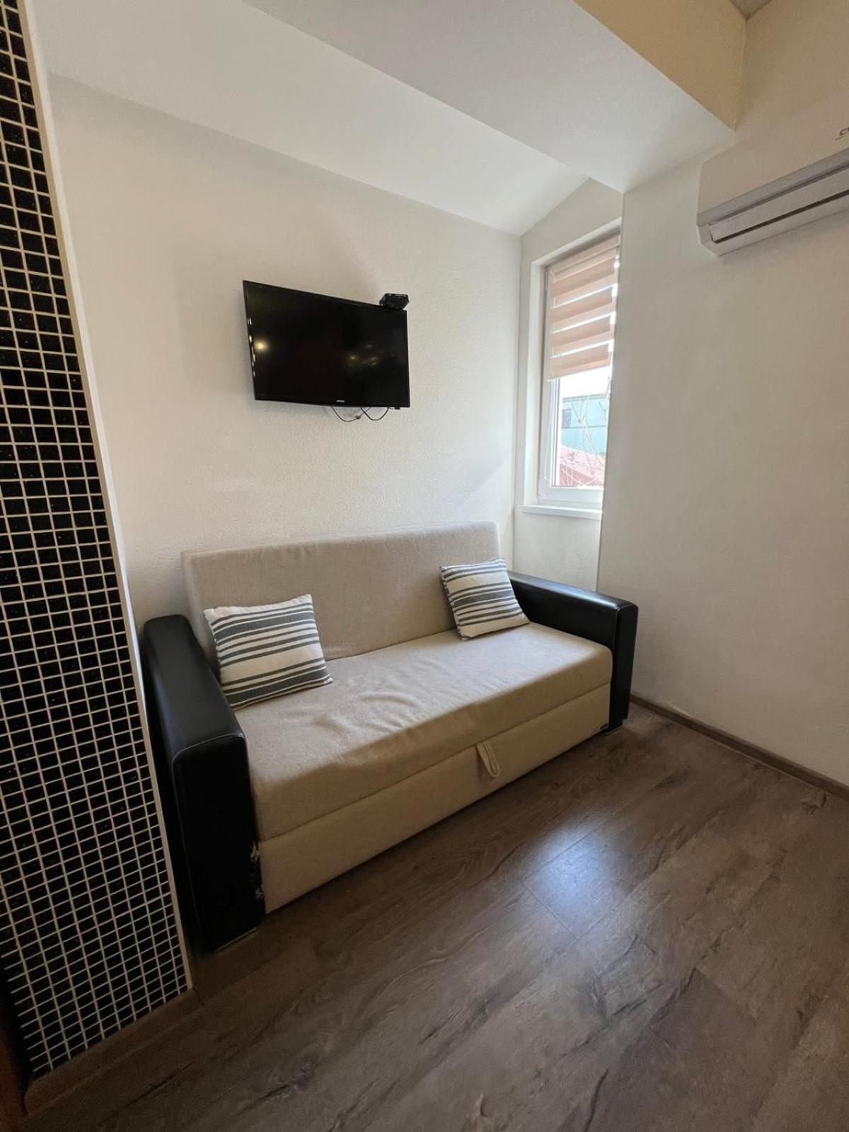 Apartments & Villa Georg โอเดสซา ภายนอก รูปภาพ